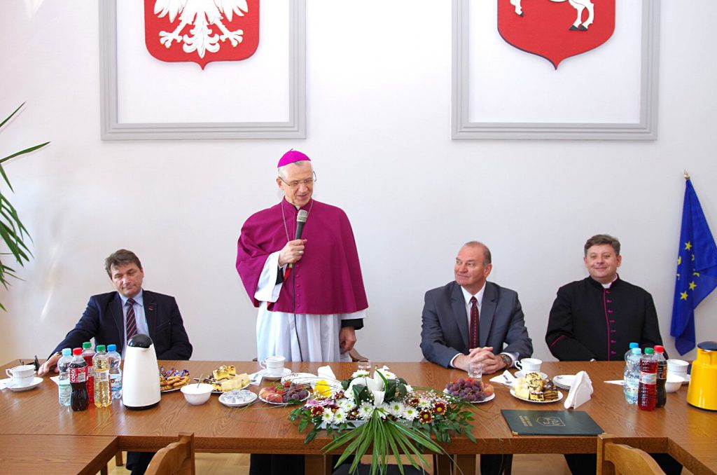 Miniaturka artykułu Biskup spotkał się z samorządowcami z gminy Wojsławice