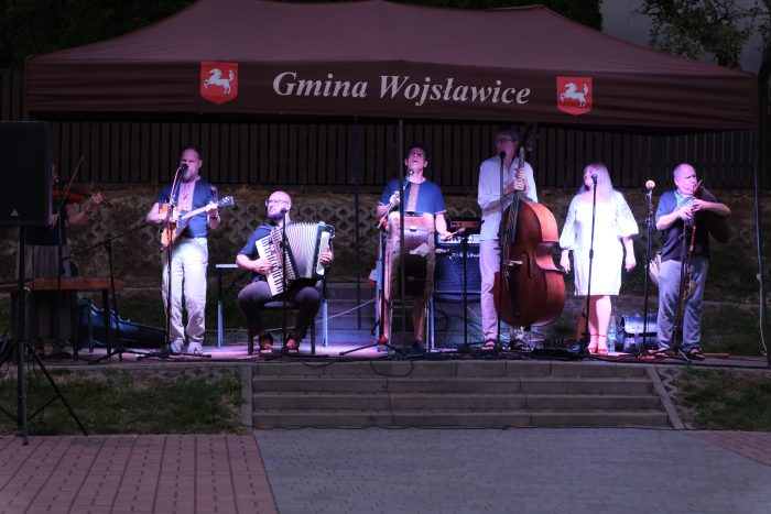 Miniaturka artykułu Koncert Kapeli Drewutnia podczas XIX Dni Jakuba Wędrowycza